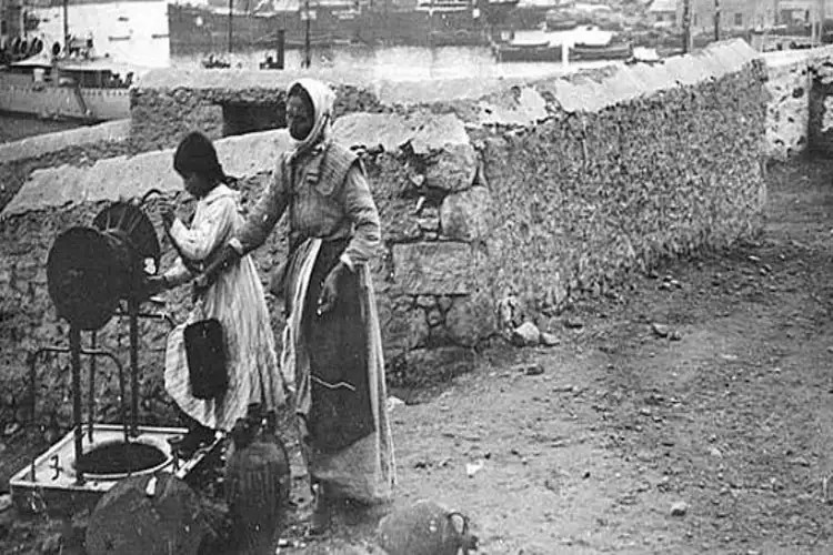 Πειραιά, λιμάνι 1916 │ Photo by exploringgreece.tv